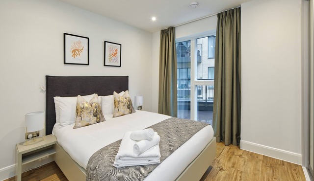 Bright & Spacious Apartment in Prime Location