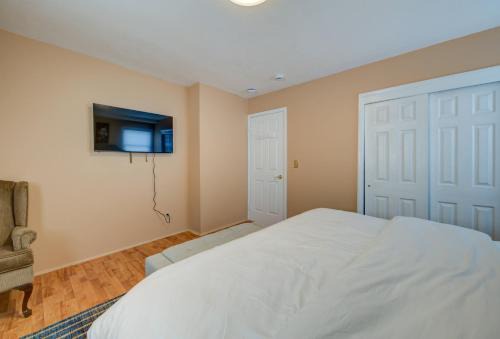 Bright & Spacious Apartments Near Albany Airport