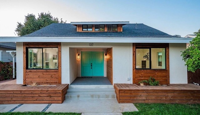 Bright, Spacious Furnished 3-bedroom Home in Historic Filipinotown with Parking