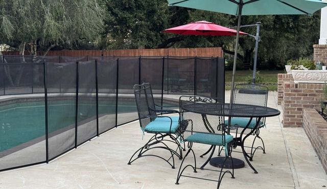 Bright, Spacious Home Steps from Two Stunning Lagoons in Tampa Bay Area