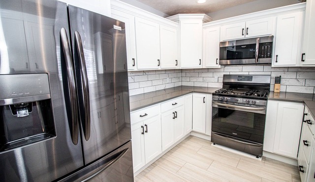 Bright & Spacious Home - Perfect for Purdue Game Days!