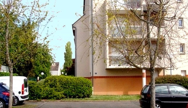 BRIGHT STUDIO Orléans Residence asc + parking, towards racecourse + 1 ° pt already offered