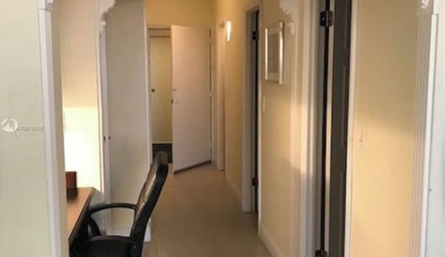 Bright/Stylish 2 BR Condo Stunning View Of Ocean