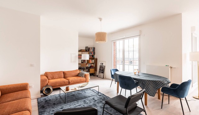 Bright T5 with terrace in Saint-Ouen - Welkeys