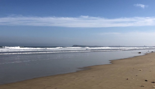 BRIGHT TOWNHOUSE, WALK EVERYWHERE