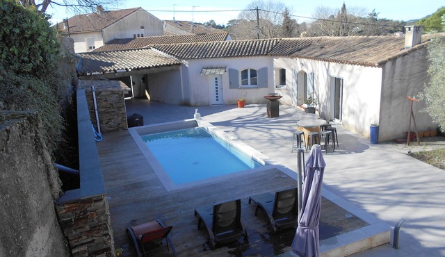 Bright vacation home in a quiet village near Montpellier.