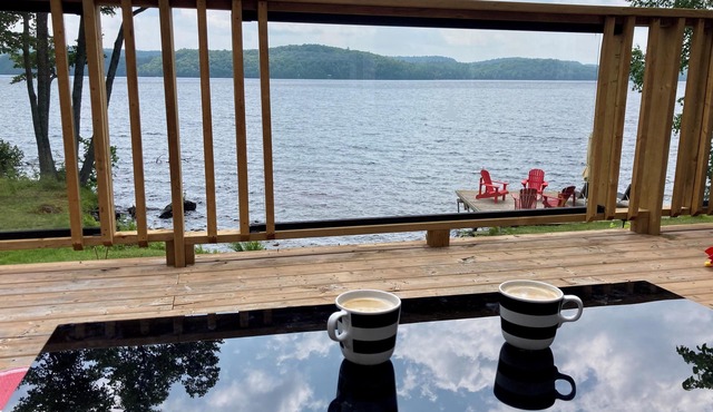 Bright Viceroy Cottage | Shallow Entry Beach & Stunning Baptiste Lake Views