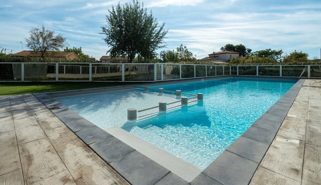 Bright Villa Stay in Sérignan