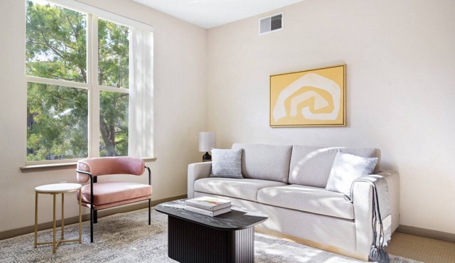 Bright Walnut Creek 2BR w/ Gym, Pool & Spa, steps to BART, by Blueground