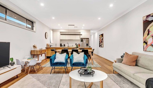 Brightly Brompton A Family Delight by the Park