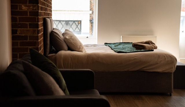 Brighton High Road Beach Studio