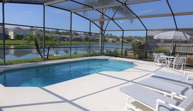 BrightwaterVilla. Lake view, west facing extra large pool deck, lanai, hot tub