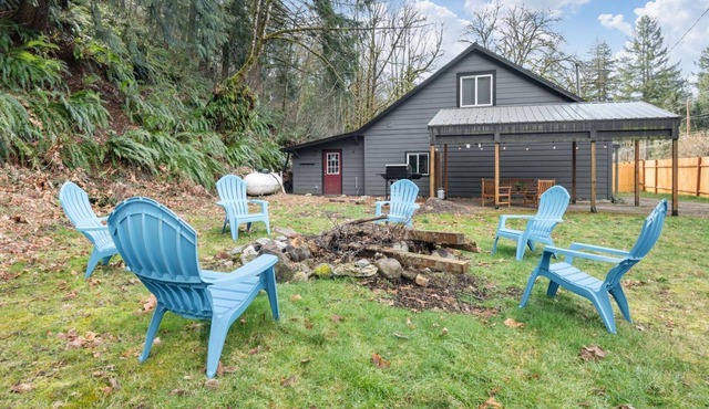 Brightwood Beauty, Pet Friendly, Hot Tub, Indoor Shuffleboard, Fire-Pit, 15 Miles to Government Camp