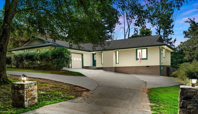 Brightwood on Eastview | Family Home w/Play Set
