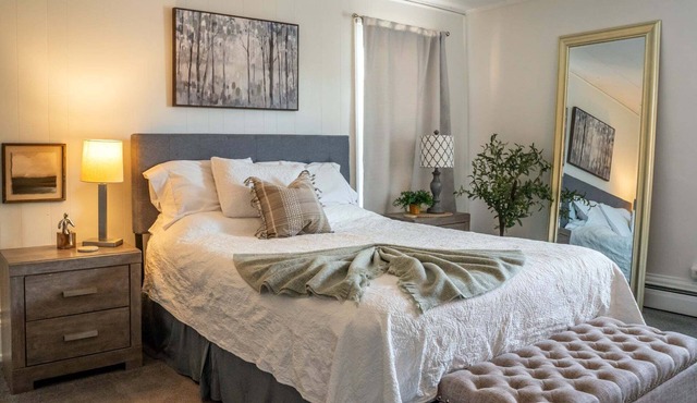 “Brik House”Near UPMC, Penn College, Lyco College and Little League World Series