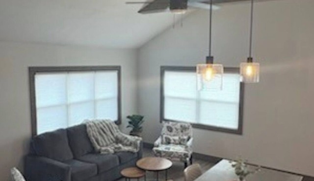 Brilliant 1-bedroom with loft cabin, with views of Diamond Lake in White Cloud