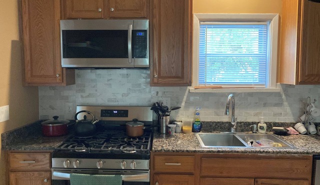 Brilliant 3-bedroom bed & breakfast in charming Cleveland neighborhood