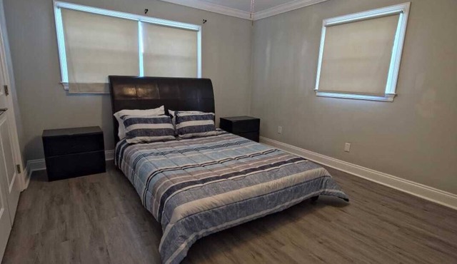 Brilliant 4-bedroom house with AC in Lynn Haven