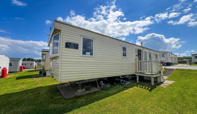 Brilliant 8 berth caravan at Reighton Sands Holiday Park, Haven ref 61053RC