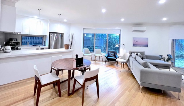 Brilliant Doncaster House Free Parking Smart TV