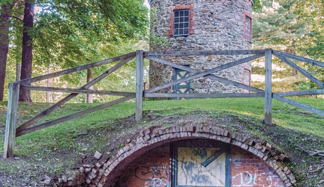 Brinckerhoff Inn
