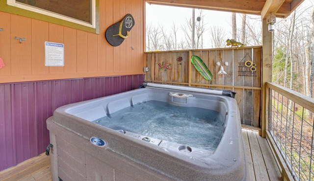 Bring a Pet: Peaceful Frenchburg Cabin on 1 Acre