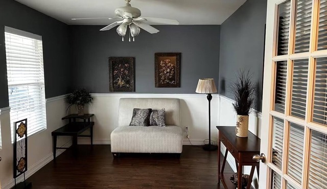 Bring the whole family to this 2 story home for fun and relaxation!