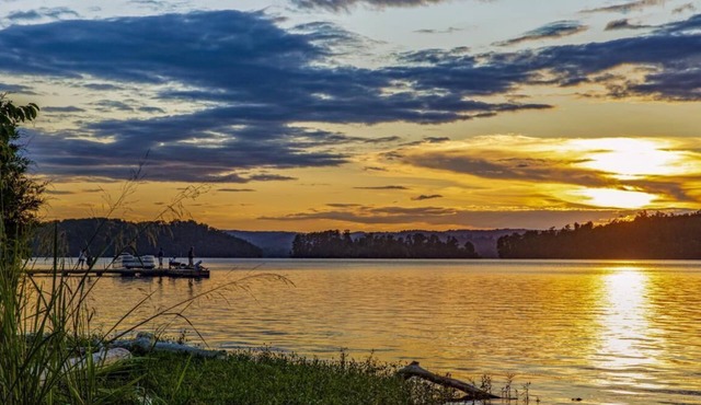 Bring Your Boat, Pets and Adventurous Spirit- Located Near It All