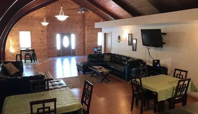 Bring your boats, jetskis, and LARGE family - so much space inside and out