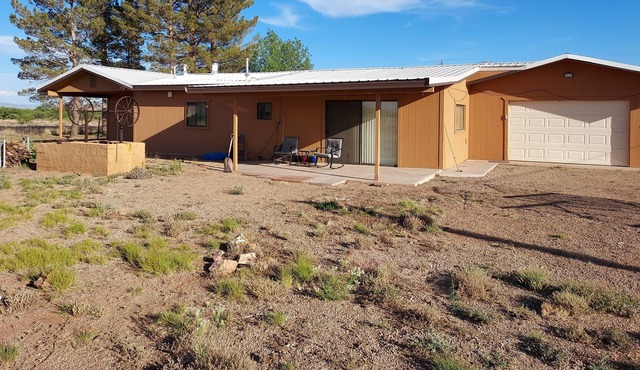 Bring your horses! Enjoy hunting and wide open spaces.