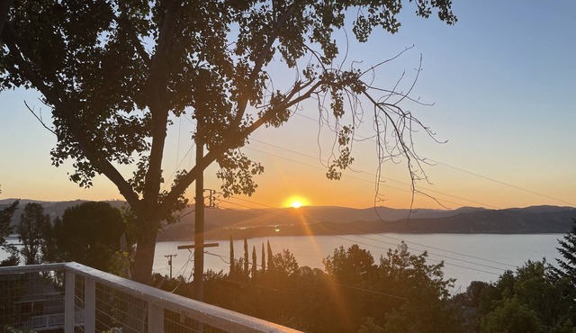 Bring your whole family to enjoy this view ⚓️