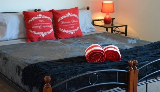 Brisbane modern 1 or 2 bedroom unit