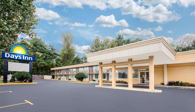 Bristol Parkway inn