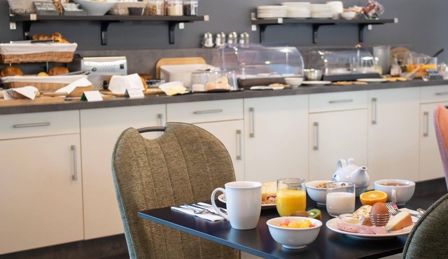 Brit Hotel Bressuire (formerly Plume Hotel)