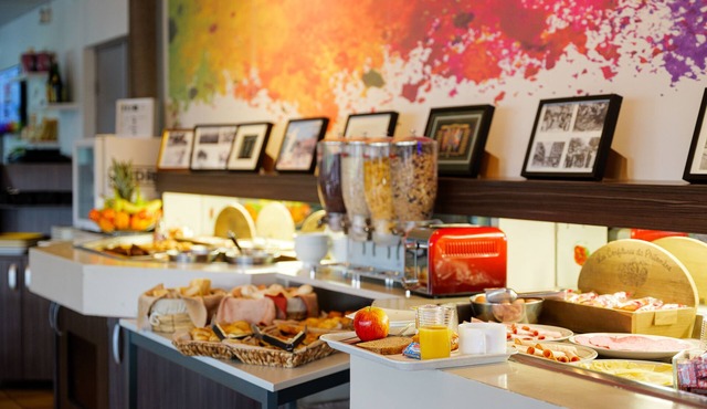 Brit Hotel Confort CAMBRAI