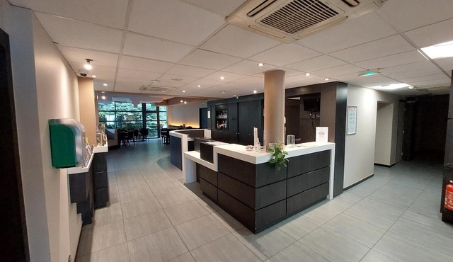Brit Hotel Confort Rouen Centre