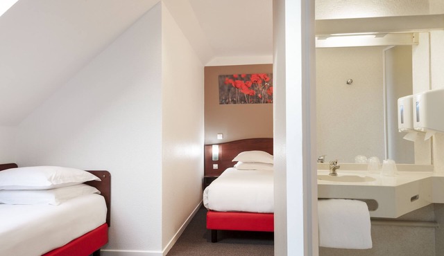 Brit Hotel Essentiel Arras