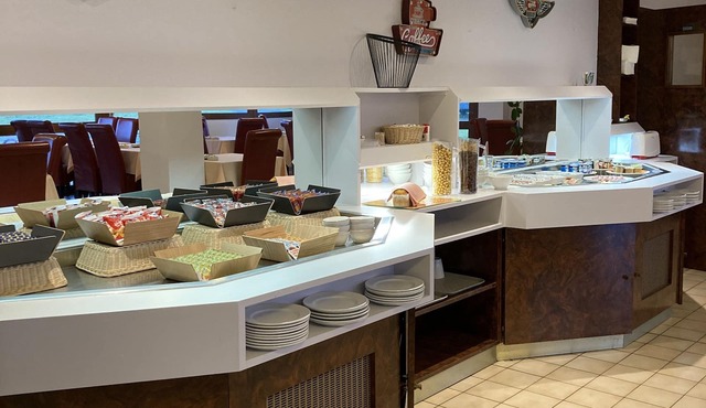 Brit Hotel Essentiel Moulins Avermes