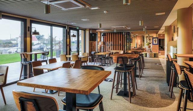 Brit Hotel - Hotel de l'Hippodrome