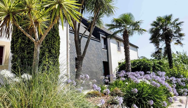 Brit Hotel Le Branhoc