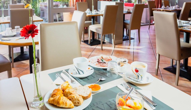 Brit Hotel Nîmes Ouest