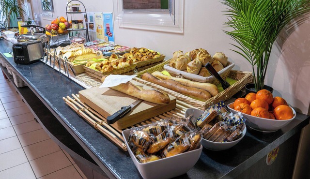 Brit Hotel Reims La Pompelle