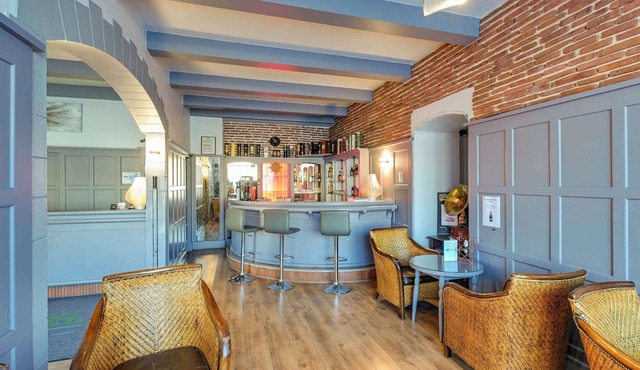 Brit Hotel Roanne - Le Grand Hotel