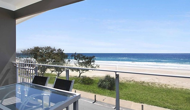 Brixton Rise 3 - Beachfront Tugun