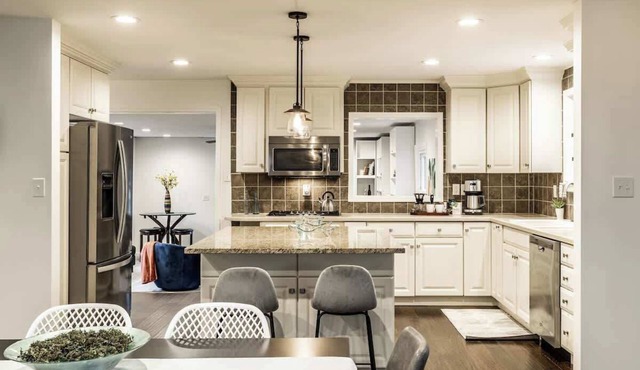 Broad Ripple Falcon Crestview Bungalow