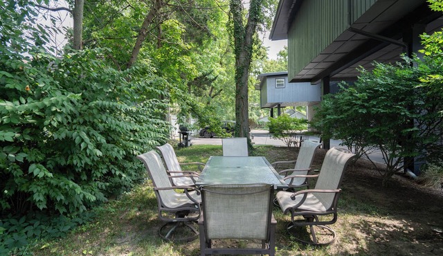Broad Ripple Gem: Walkable!
