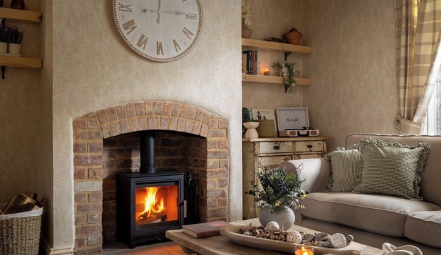 Broadway Country Chic Cottage