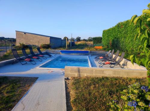 Brocéliande calme breton, spa, wifi, amazon-disney tv, 4 lits, Freebox revolution,draps, café, thé