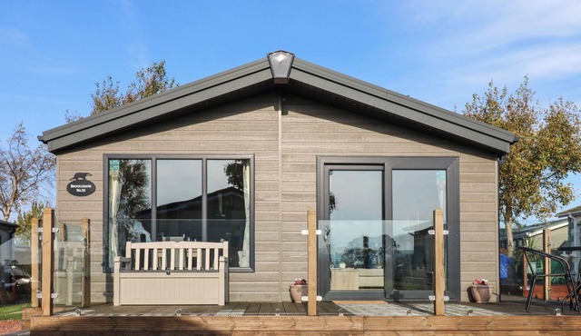 BROCKLEBANK LODGE, 35, family friendly, with a garden in Armathwaite