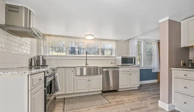 Brockway's 5 bed 4 bath Homestead Minutes From All-Star Village